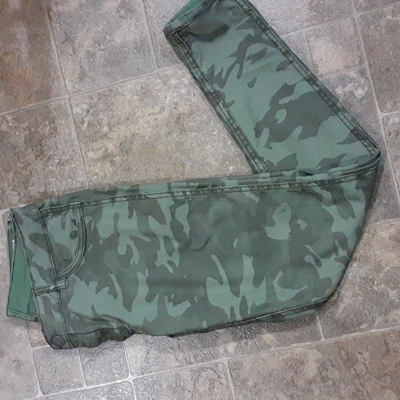 Reversible Skinny Jean's, Stretchy, By Flipside womens - Picture 3 of 3